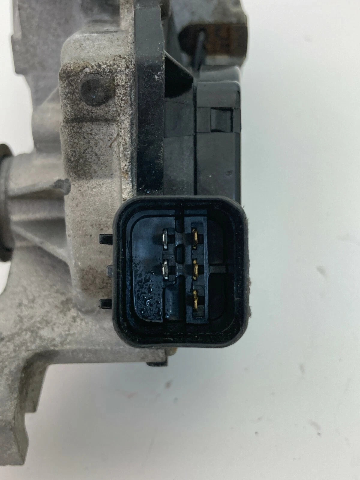 2006 2007 2008 2009 2010 HYUNDAI SONATA WINDSHIELD WIPER MOTOR 98110-3K000 OEM