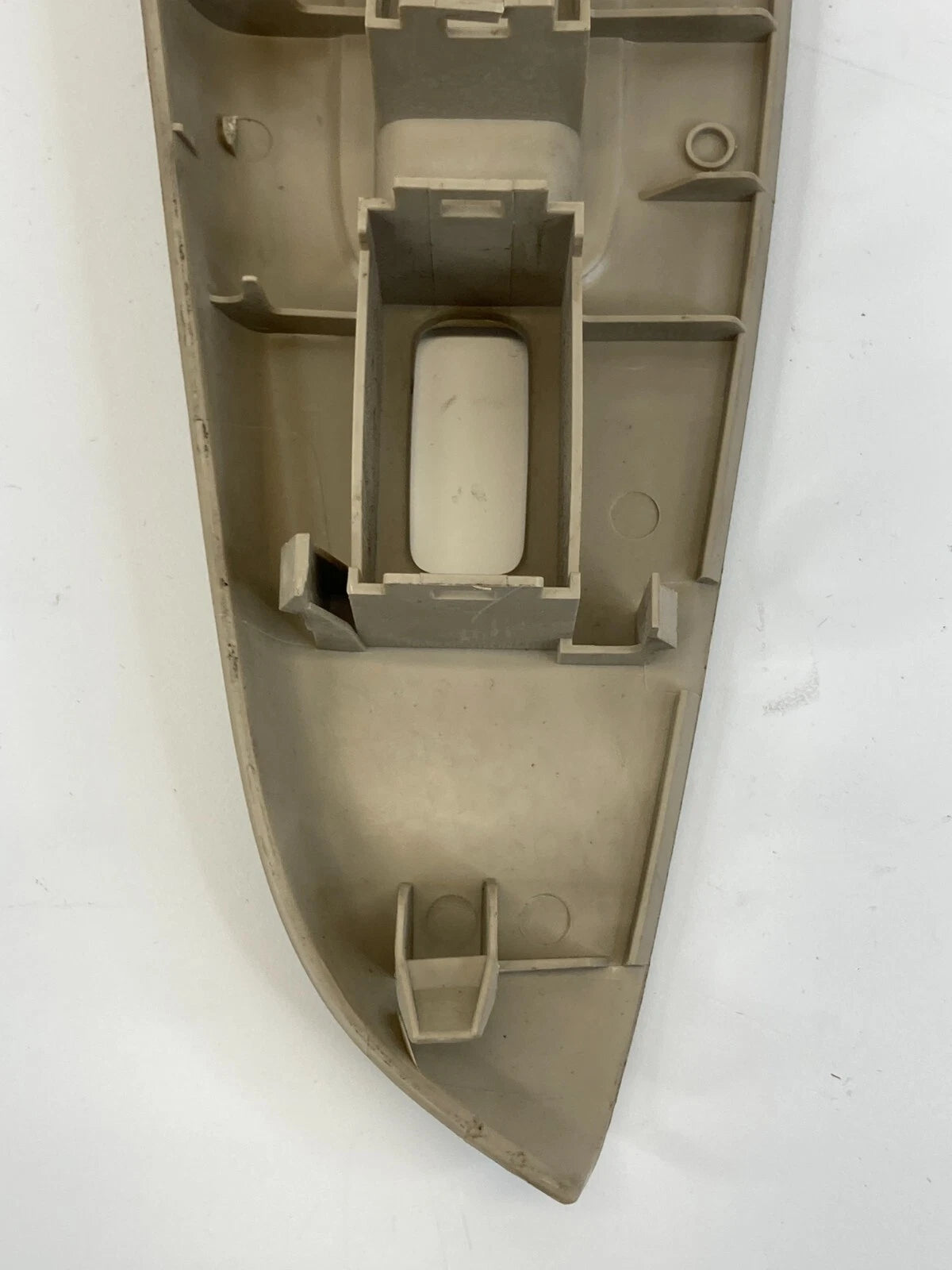 04-08 TOYOTA SOLARA FRONT RIGHT PASSENGER DOOR WINDOW SWITCH BEZEL TRIM COVER