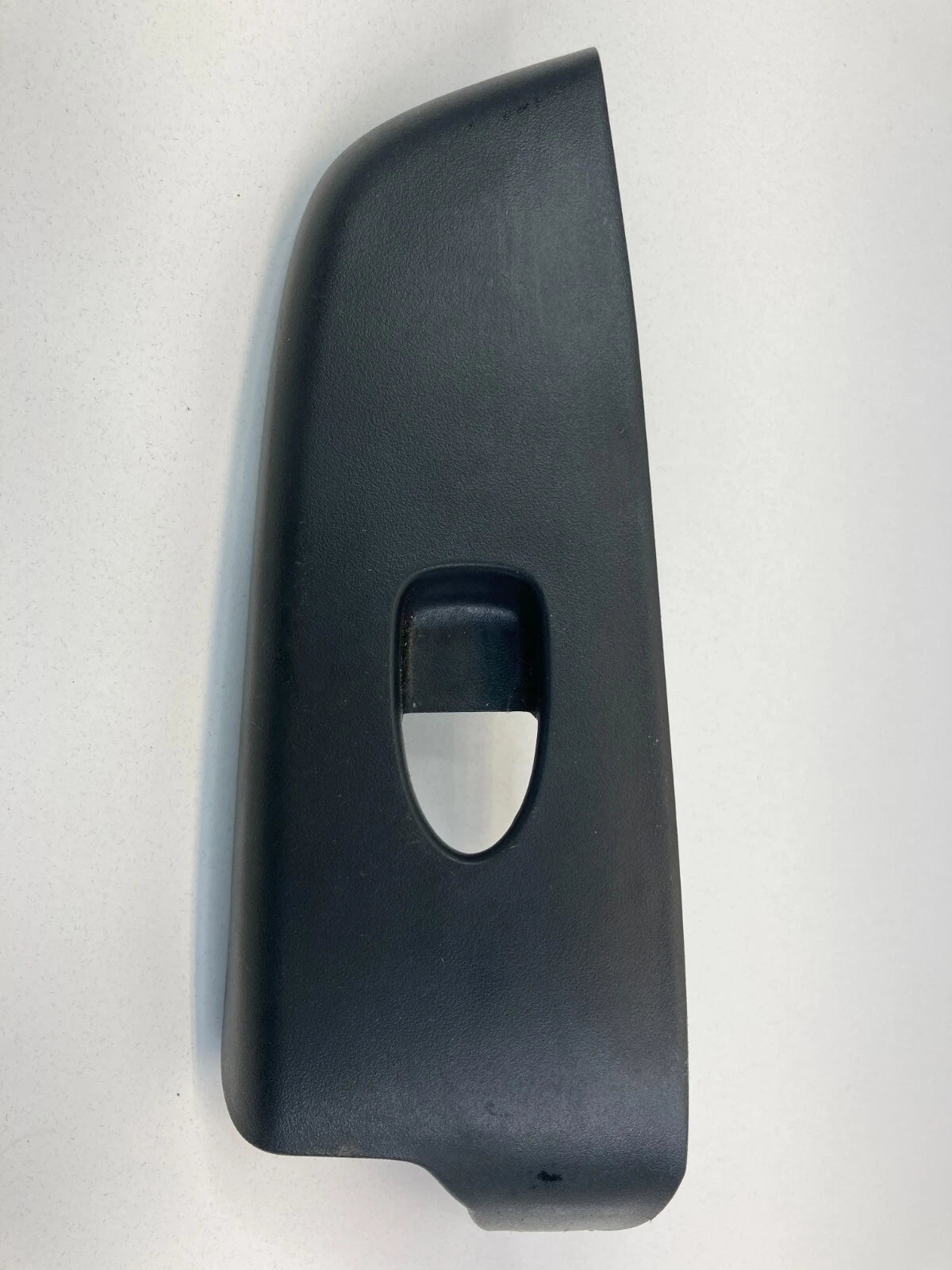 2006-2011 HONDA CIVIC REAR RIGHT SIDE WINDOW SWITCH COVER BEZEL 83741SNAA010M1