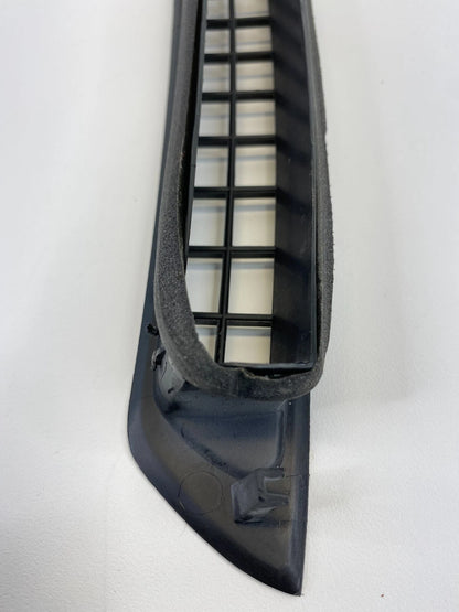 2013-2015 CHEVY MALIBU UPPER DASH WINDSHIELD DEFROSTER NOZZLE GRILLE 20919027