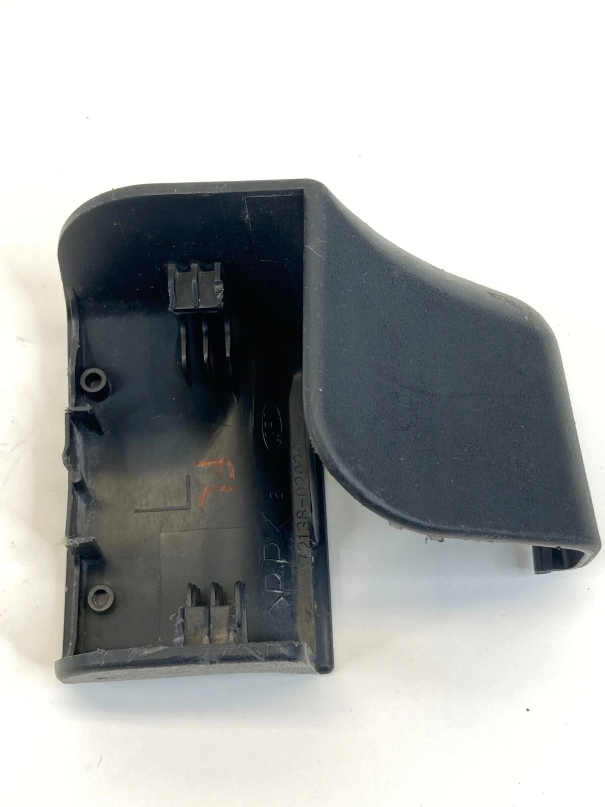 1998-2002 TOYOTA COROLLA LEFT SEAT TRACK END COVER TRIM 72138-02020 OEM