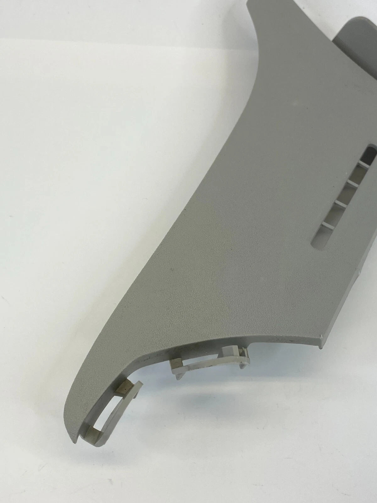 2012-2015 TOYOTA PRIUS FRONT RIGHT DASH VENT CORNER COVER PANEL TRIM 62218-47040