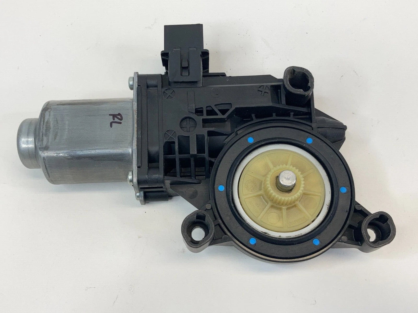 2012-2022 VW VOLKSWAGEN PASSAT REAR LEFT SIDE POWER WINDOW MOTOR 561959811 OEM