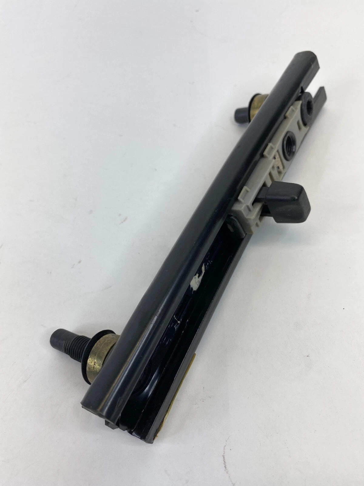 2001-2004 DODGE CARAVAN FRONT LEFT SIDE SEAT BELT HEIGHT ADJUSTER 04680460AH OEM