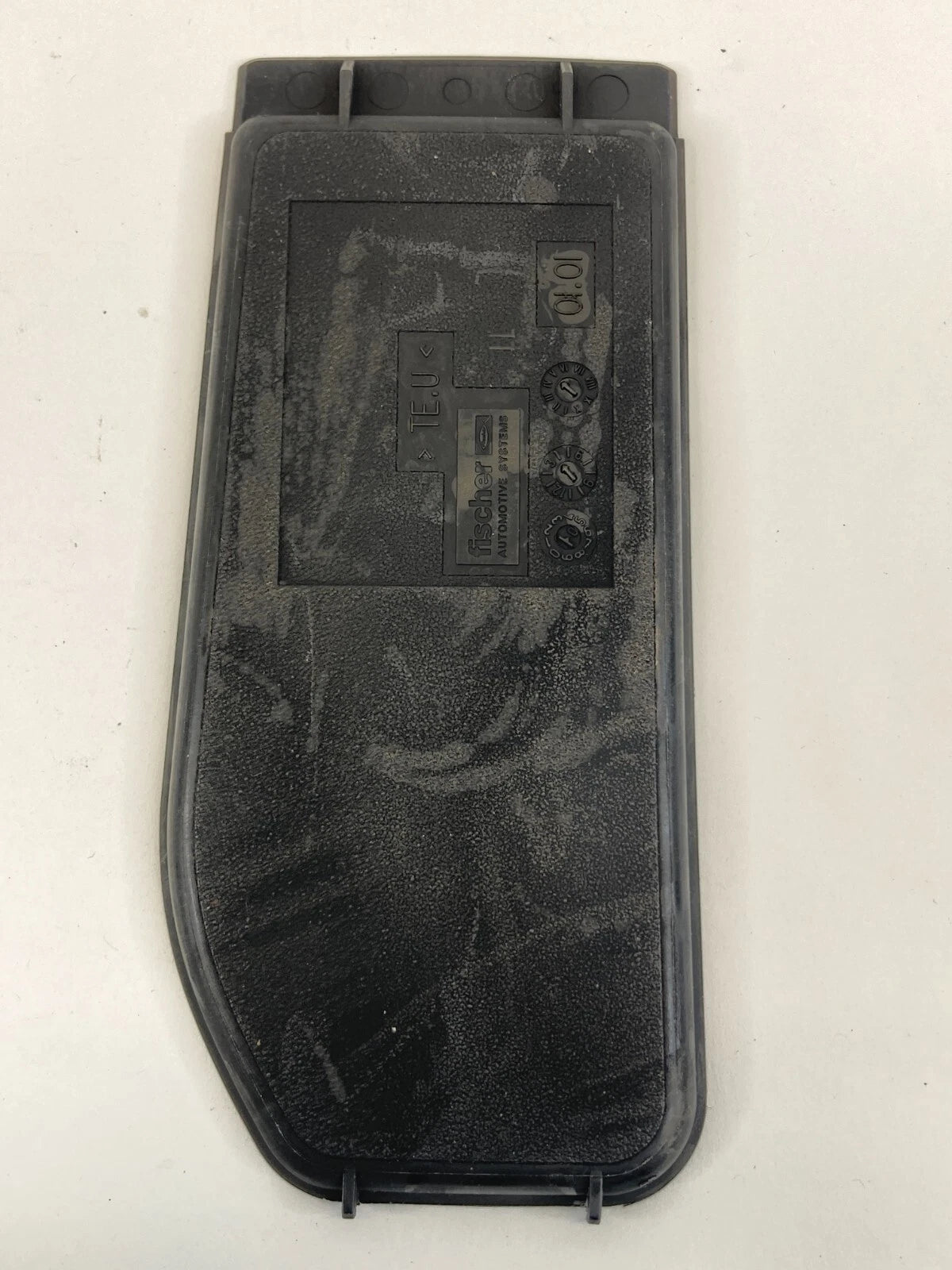 2004-2007 BMW 530I CENTER CONSOLE ARMREST RUBBER MAT TRIM LINER PAD PANEL OEM