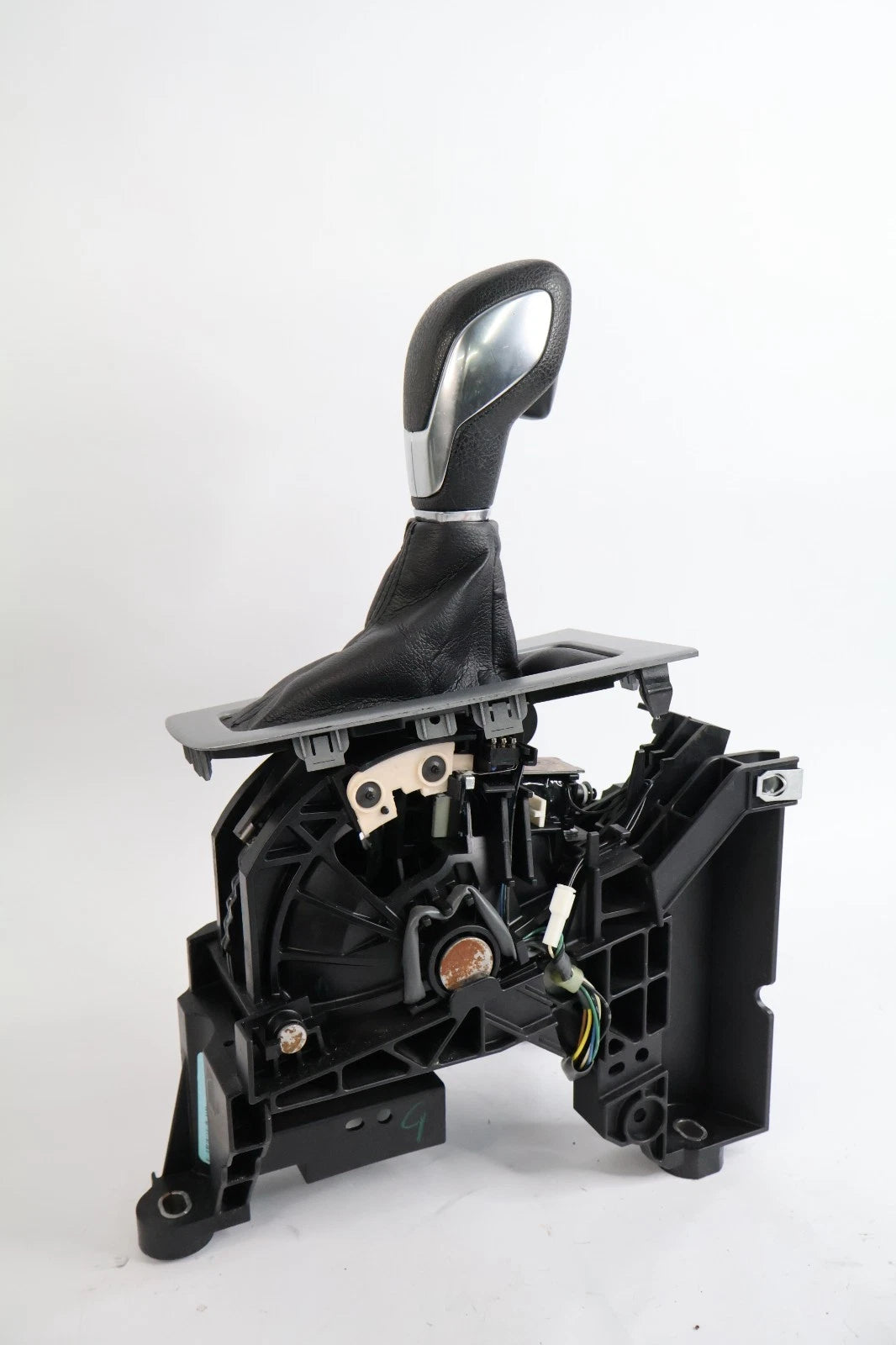 2012-2014 FORD FOCUS 2.0L L4 A/T GEAR SHIFTER LEVER CONTROL ASSY BV6P-7K004-AG