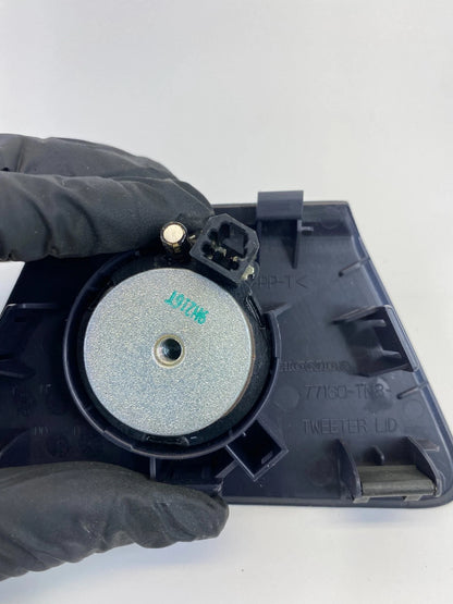 2010-2014 HONDA INSIGHT FRONT RIGHT SIDE DASH TWEETER SOUND SPEAKER W/ COVER OEM