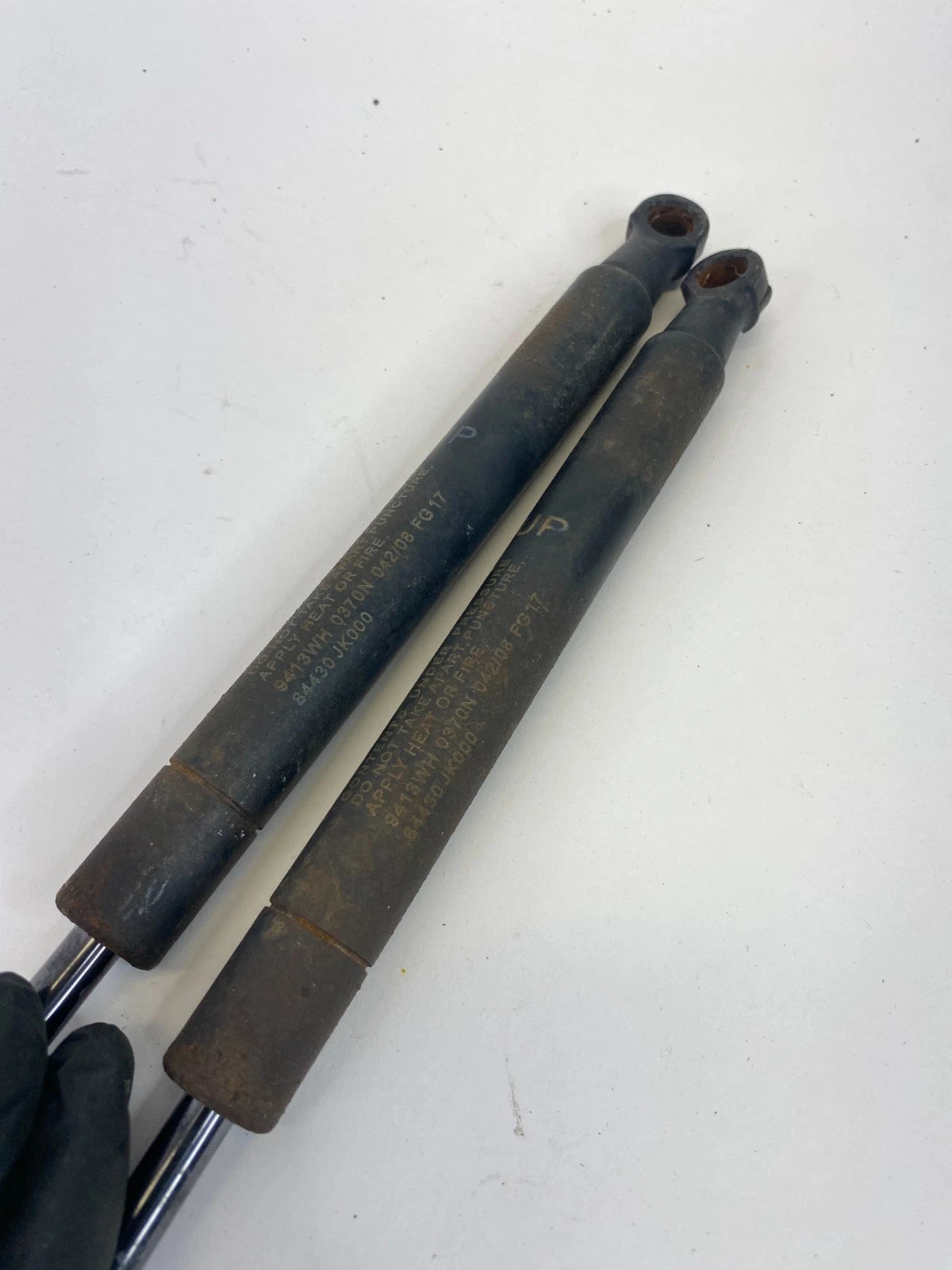 2007 2008 INFINITI G35 SEDAN REAR TRUNK LID LIFT SHOCK STRUT SUPPORT PAIR OEM
