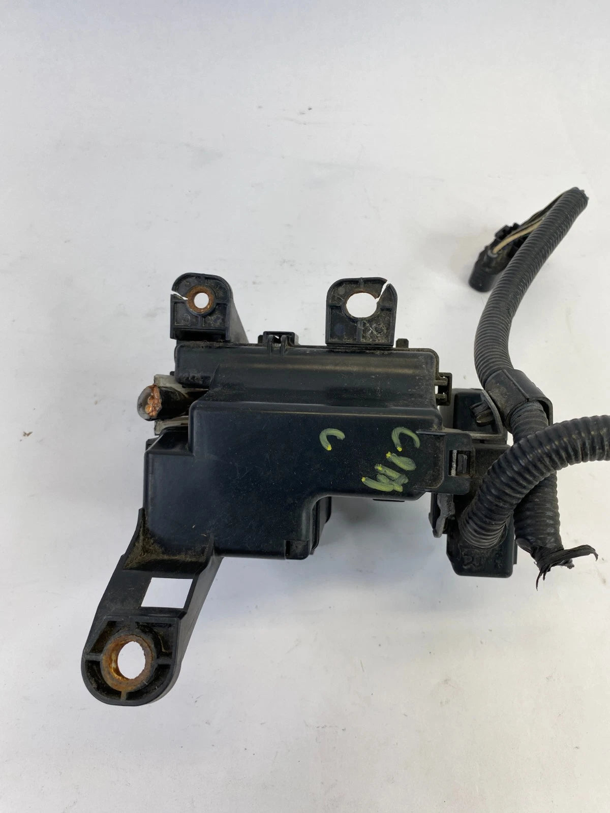 2001-2005 LEXUS GS300 3.0L A/T ENGINE FUSE BOX RELAY JUNCTION BLOCK OEM