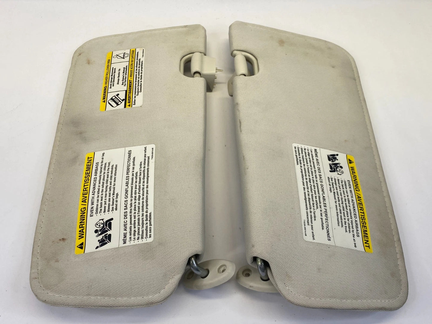 2008 2009 FORD ESCAPE MERCURY MARINER SUN VISOR SUNVISOR SET LEFT & RIGHT