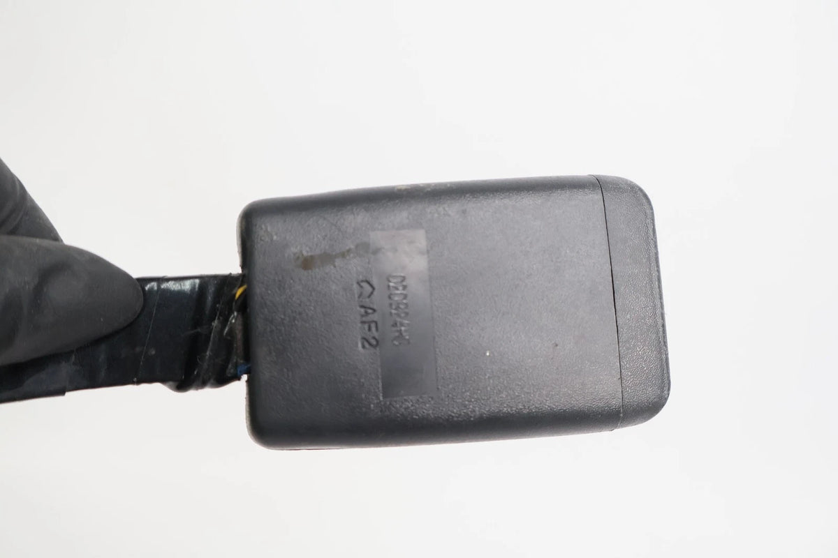 2003 2004 TOYOTA 4RUNNER FRONT RIGHT PASSENGER SEAT BELT BUCKLE RECEPTACLE OEM
