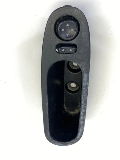 2006-2011 CHEVROLET HHR DRIVER FRONT LEFT POWER MIRROR SWITCH BEZEL OEM 22736350