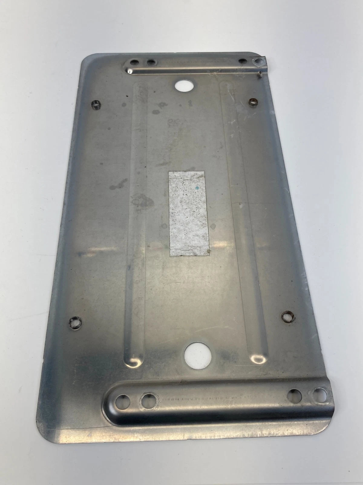 2006 MERCEDES-BENZ CLS500 TRUNK TAILGATE LICENSE PLATE BRACKET HOLDER OEM