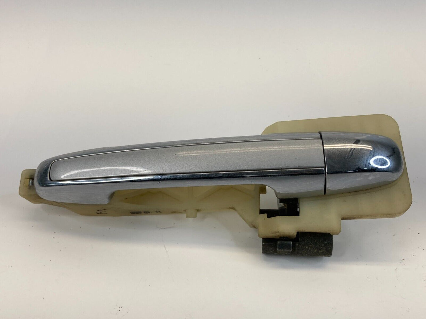 2006-2010 Hyundai Sonata Front Right Passenge Side Exterior Outside Door Handle