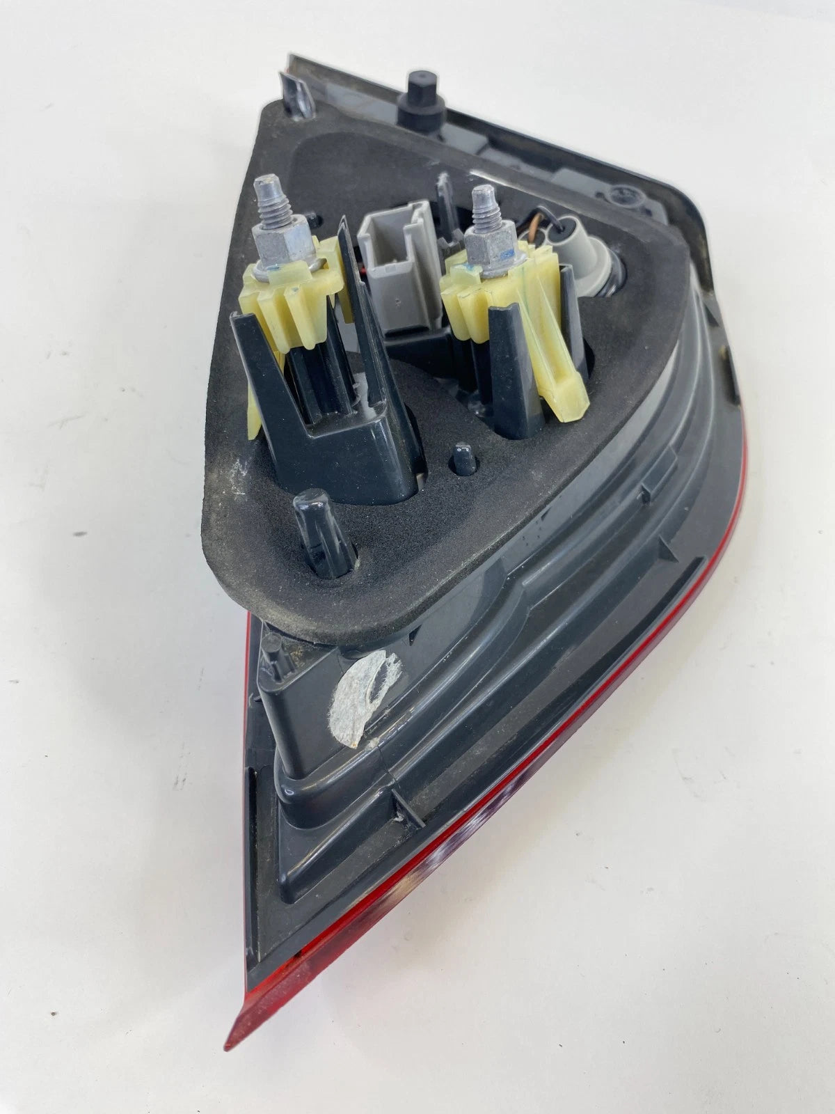 2015-2017 Chrysler 200 Sedan Rear Left Side Tail Light Taillight Inner Lamp OEM