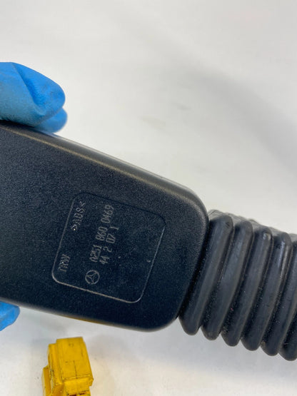 06-12 MERCEDES-BENZ R350 FRONT RIGHT PASSENGER SEAT BELT BUCKLE A2518600469 OEM