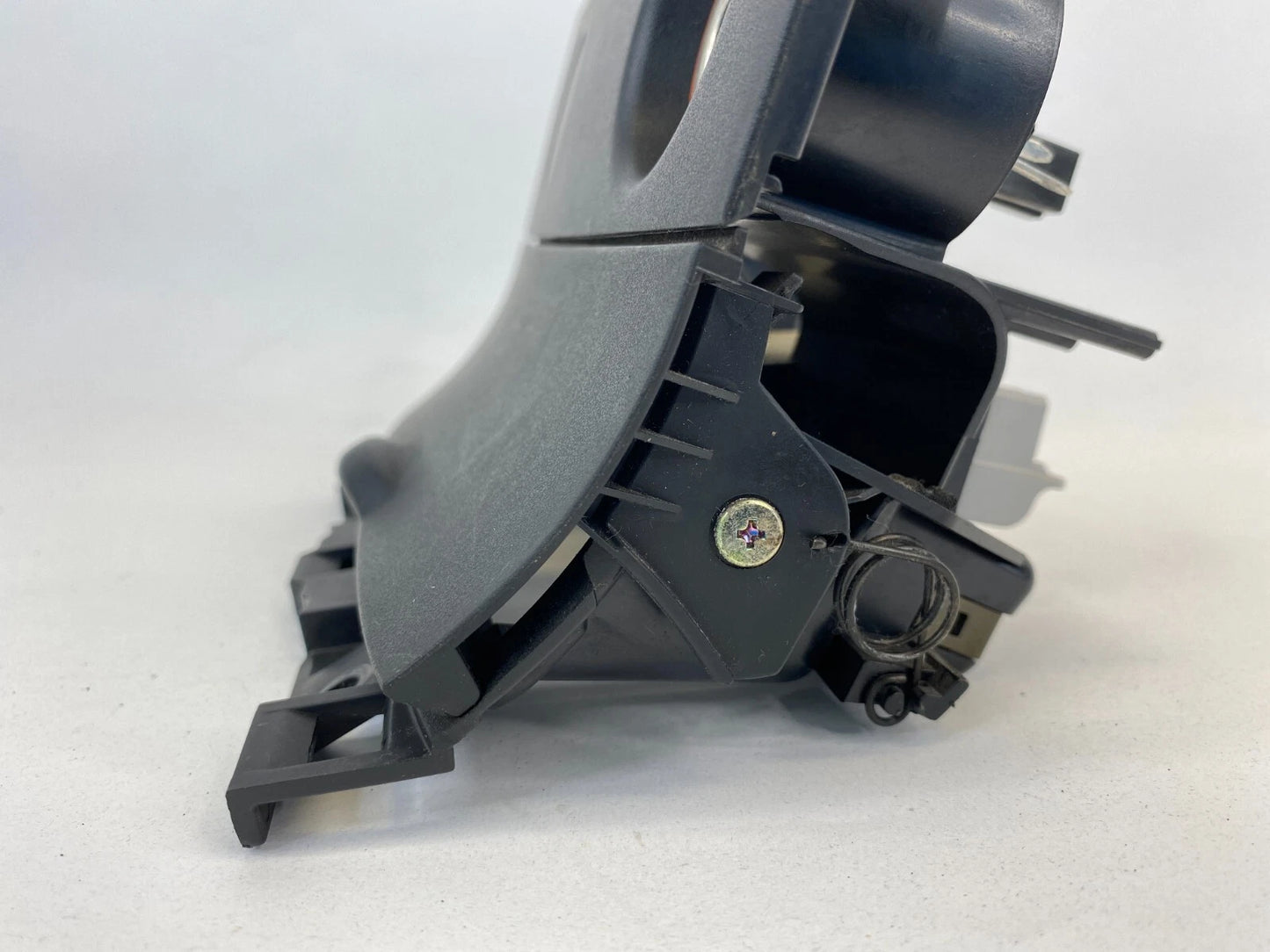 2004-2009 MAZDA 3 MAZDA3 SEDAN CENTER CONSOLE LOWER DASH ASH TRAY COIN LIGHTER