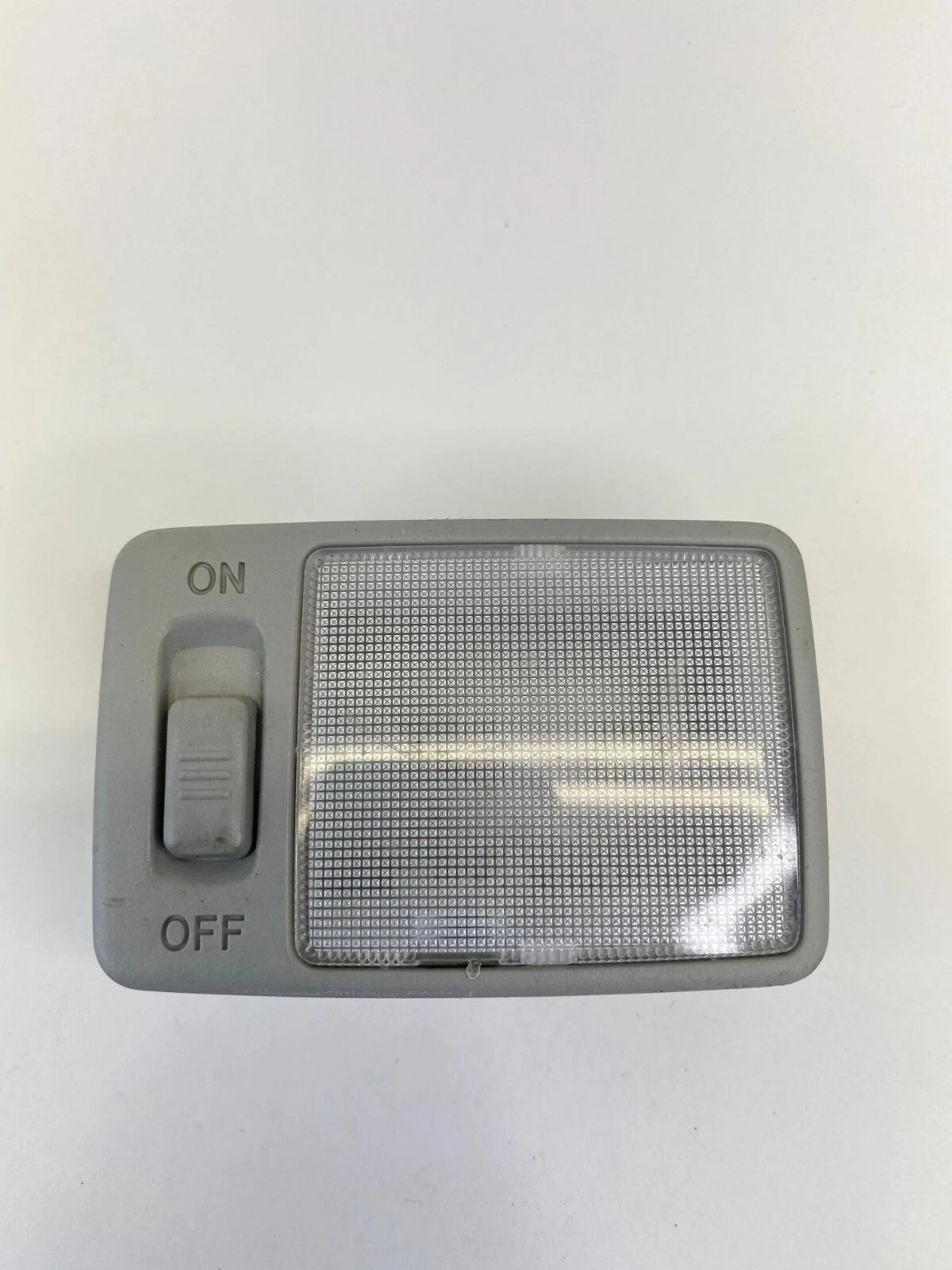 2002 2003 02 03 LEXUS ES300 REAR ROOF OVERHEAD DOME MAP LIGHT OEM
