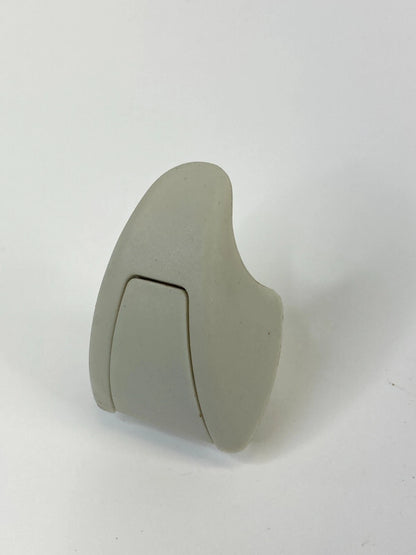 2012-2018 FORD FOCUS SEDAN REAR LEFT SIDE INNER INTERIOR ROOF HANGER HOOK COAT
