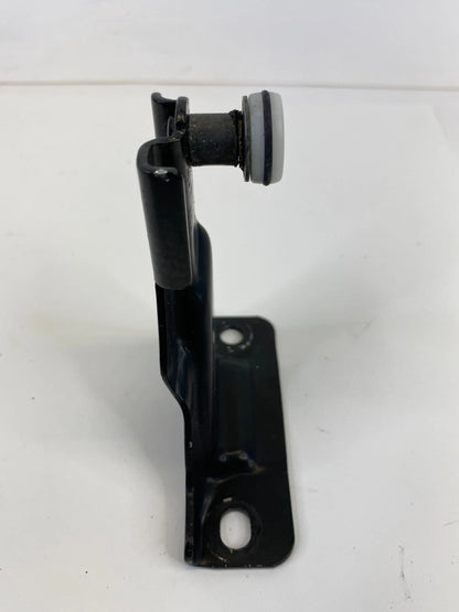 2005-2010 HONDA ODYSSEY REAR RIGHT SLIDING DOOR UPPER ROLLER BRACKET OEM