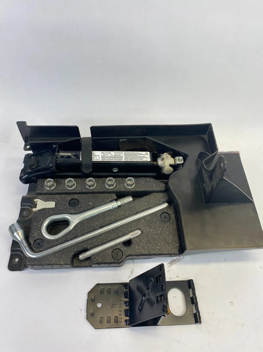 2003-2005 MERCEDES-BENZ C240 WAGON SPARE TIRE JACK & TOOL KIT W/ CASE OEM