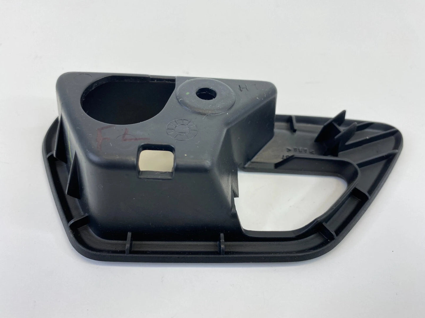 2009 2010 DODGE JOURNEY FRONT LEFT INTERIOR DOOR HANDLE BEZEL TRIM 100000257 OEM