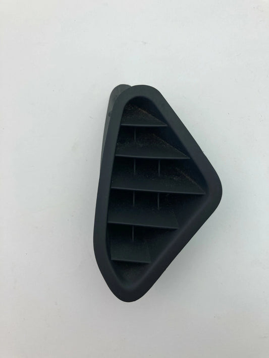 99-03 TOYOTA SOLARA LEFT SIDE AIR VENT DEFROSTER GRILL GRILLE DASH 5596106020
