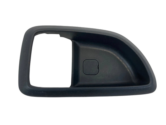 10-13 KIA SOUL FRONT RIGHT SIDE INNER DOOR HANDLE COVER BEZEL TRIM 82611-2K100