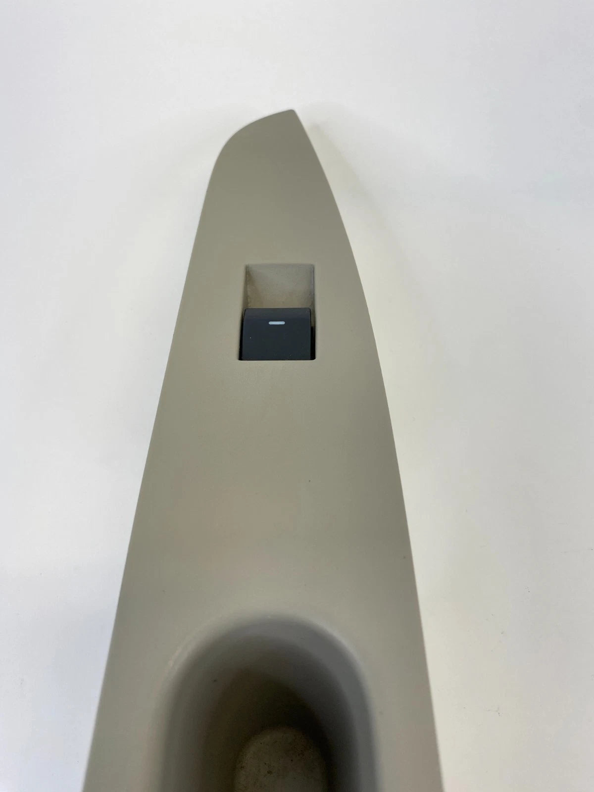 2010-2012 FORD FUSION REAR RIGHT DOOR WINDOW SWITCH W/ BEZEL AE535466B16CAW OEM