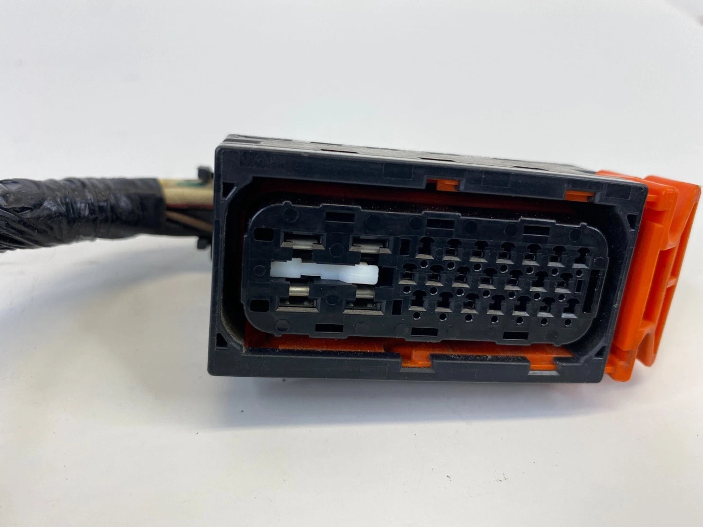 2005-2007 HONDA ACCORD SEDAN 2.4L L4 FWD AT ABS ANTI LOCK BRAKE PUMP CONNECTOR