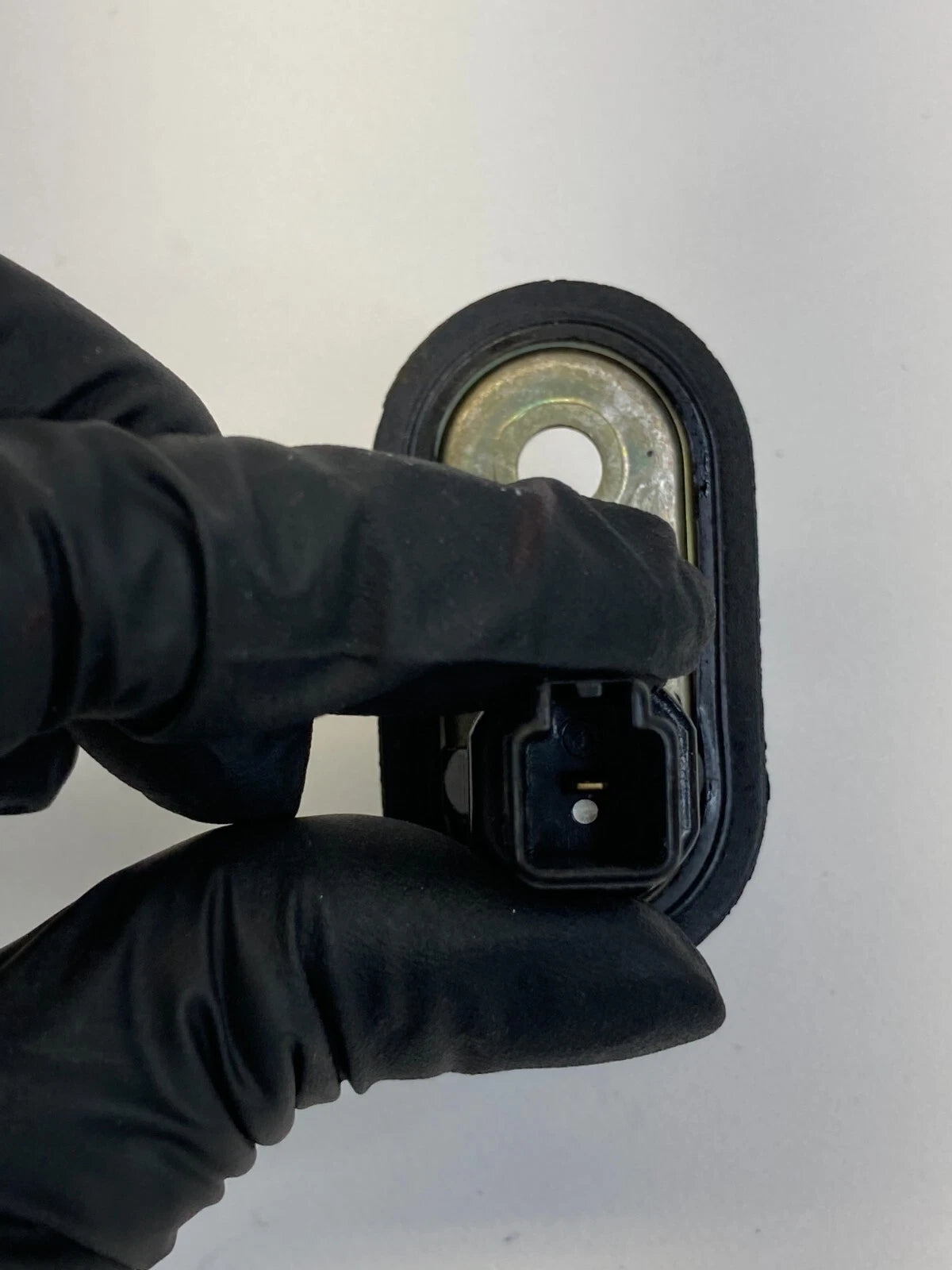 2004 2005 2006 LEXUS RX330 REAR RIGHT DOOR AJAR JAMB LIGHT SWITCH SENSOR OEM