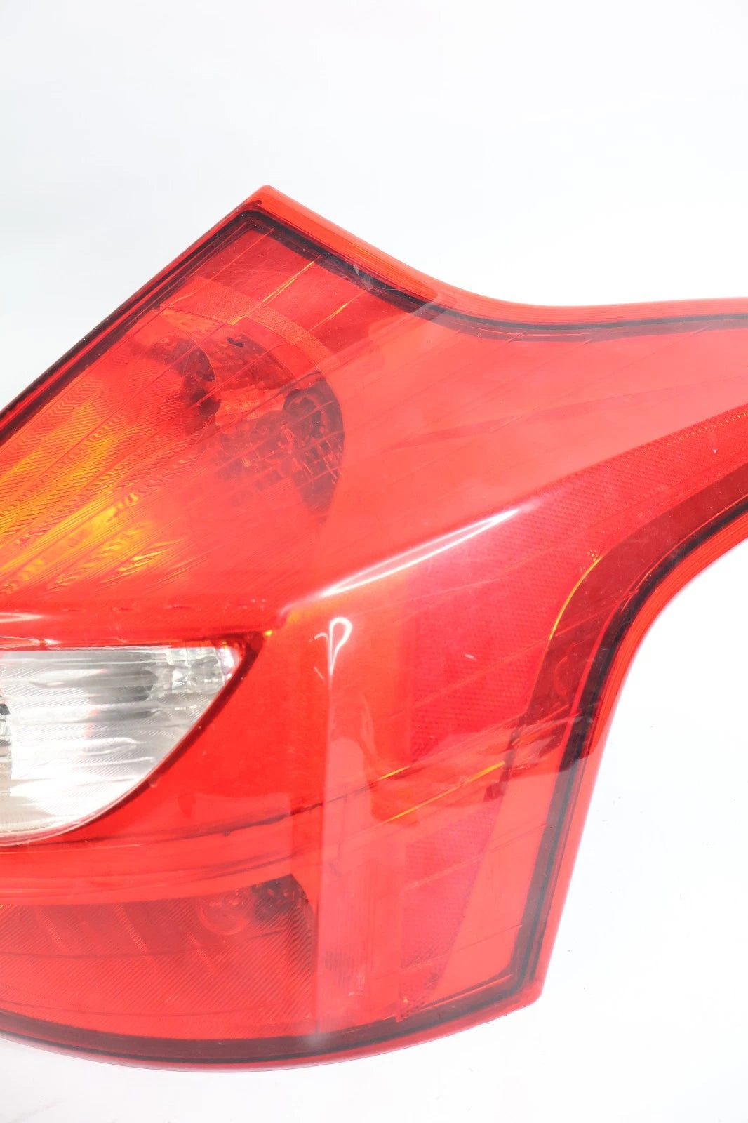 2012-2014 FORD FOCUS HATCHBACK REAR RIGHT PASSEGER SIDE TAILLIGHT TAIL LAMP ASSY
