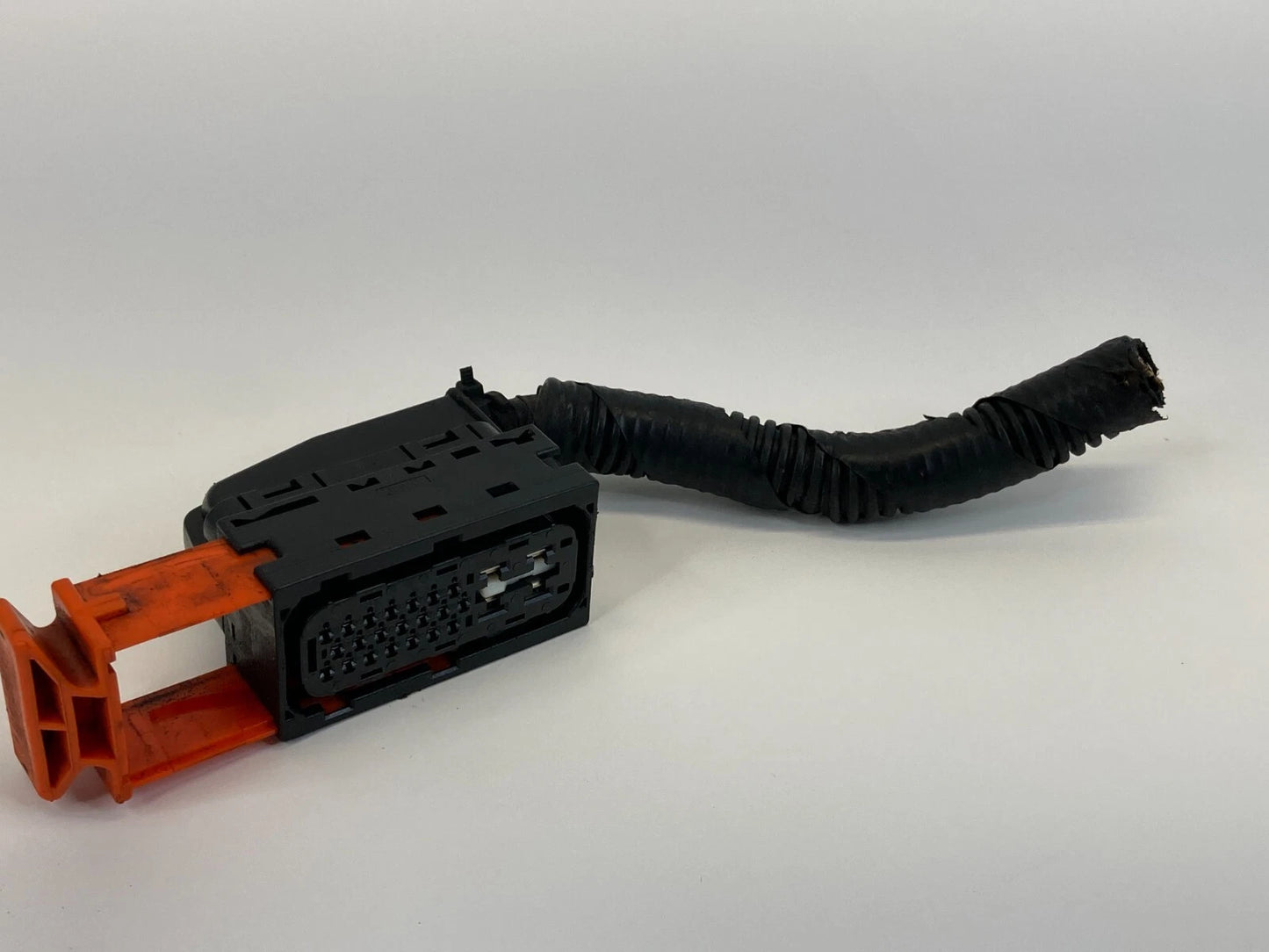 2003 2004 HONDA ACCORD COUPE ABS ANTI LOCK BRAKE MODULE CONNECTOR PLUG CABLE