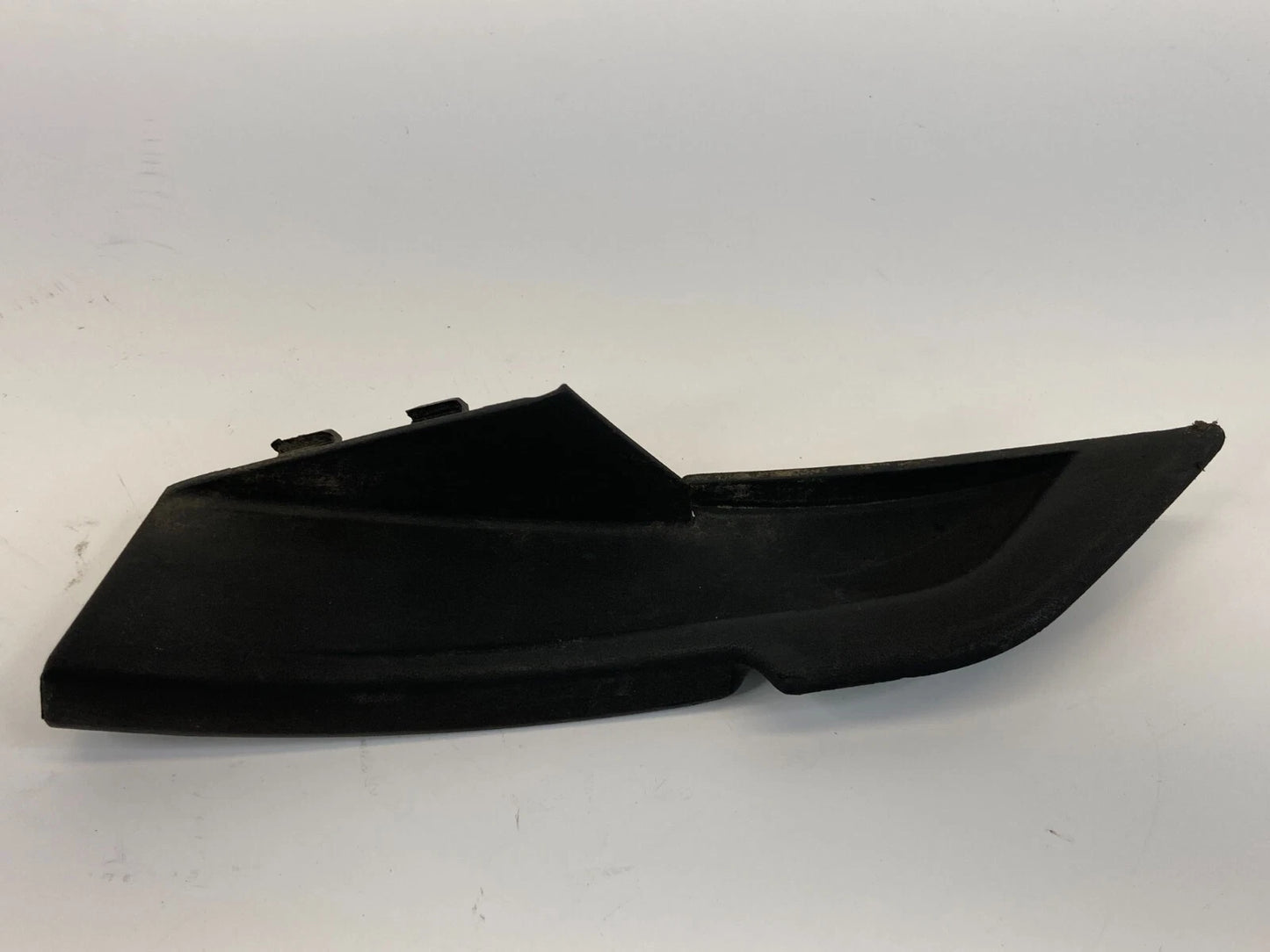 2011-2016 HYUNDAI ELANTRA FRONT LEFT SIDE WINDSHIELD COWL TOP LID COVER TRIM OEM