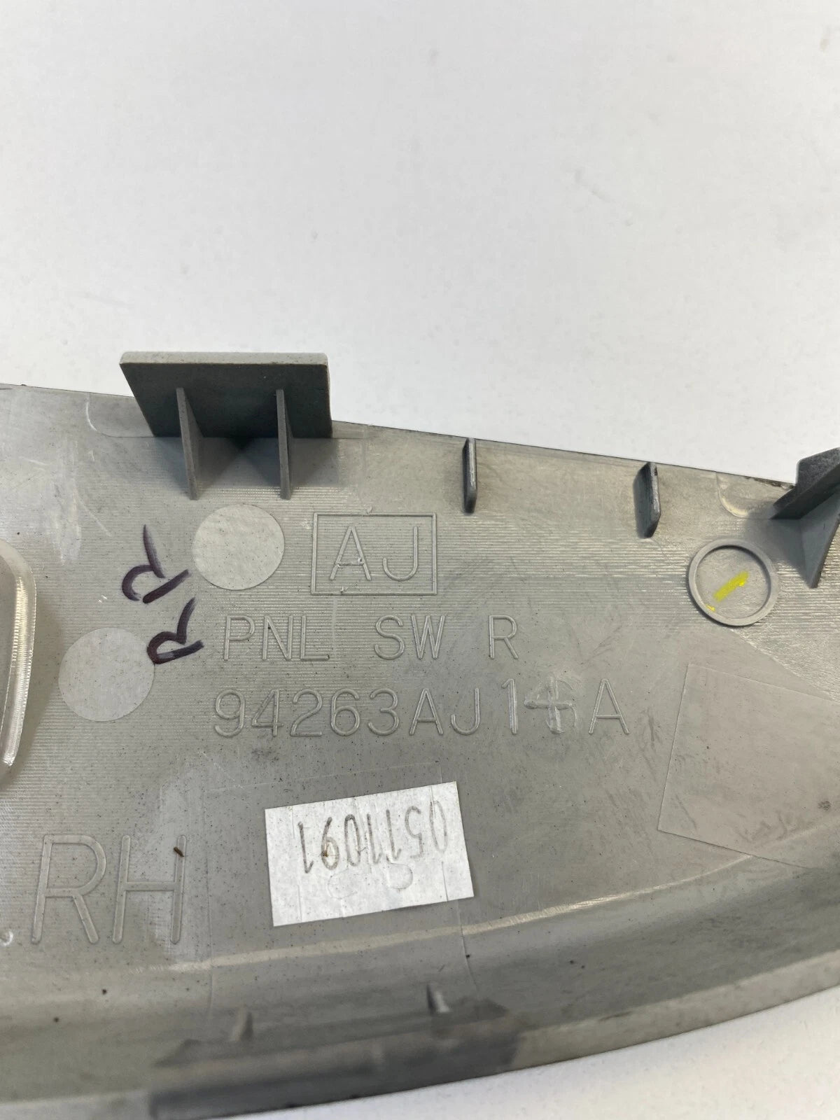 2010-2014 SUBARU OUTBACK LEGACY REAR RIGHT WINDOW SWITCH PANEL BEZEL 94263AJ14A