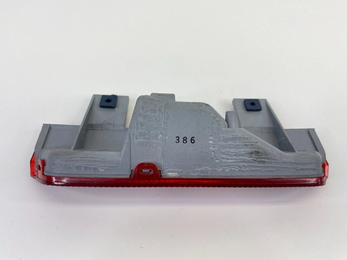 2004 2005 TOYOTA RAV4 REAR HIGH MOUNT THIRD 3RD BRAKE STOP LIGHT LAMP OEM