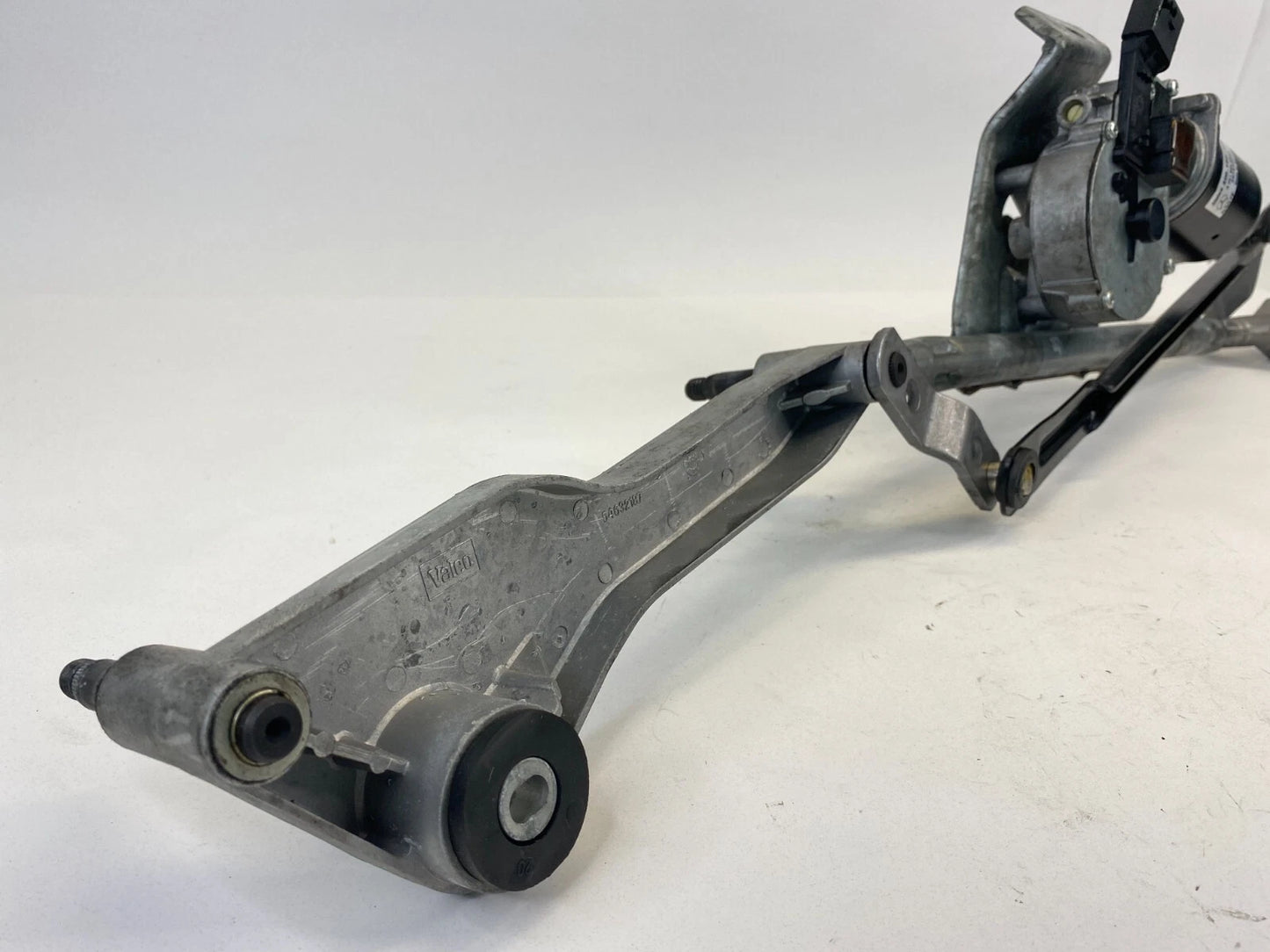2006-2012 MERCEDES-BENZ R350 FRONT WINDSHIELD WIPER MOTOR A2518202542 OEM