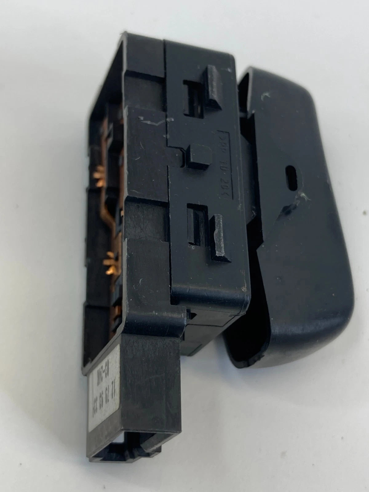 03 04 05 06 07 08 09 10 11 Saab 9-3 Front Right Seat Adjustment Control Switch