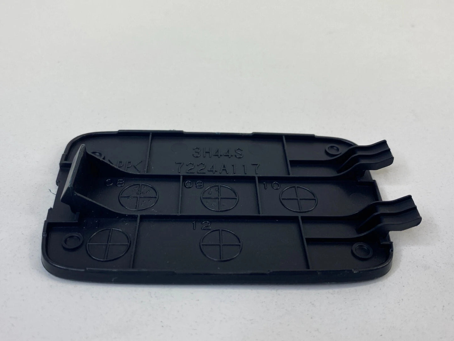 2010-2015 MITSUBISHI LANCER REAR TAILGATE LOWER TRIM ACCESS COVER 7224A117 OEM