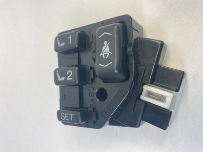 1990-1994 LEXUS LS400 FRONT LEFT DRIVER SEAT BELT ADJUSTMENT SWITCH 758090 OEM