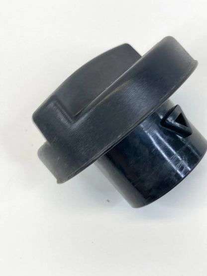 2000-2007 CHEVROLET MONTE CARLO FUEL FILLER GAS LID CAP COVER OEM