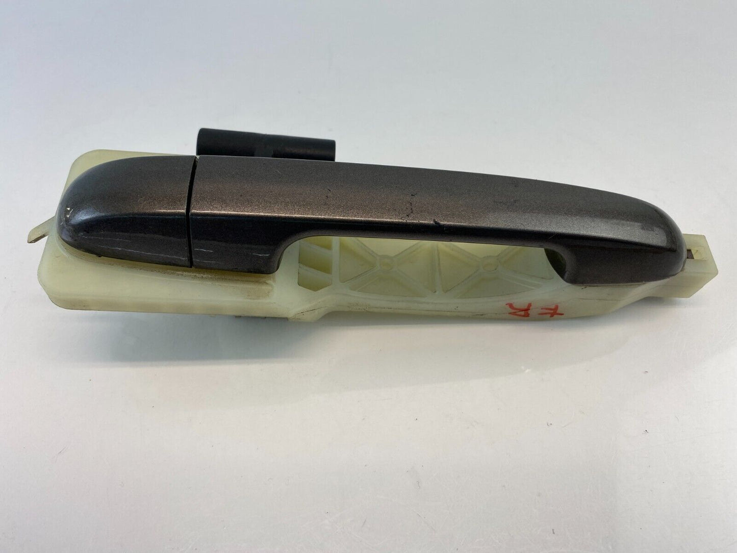 2010-2013 Kia Forte Front Right Passenger Side Exterior Door Handle Assembly OEM