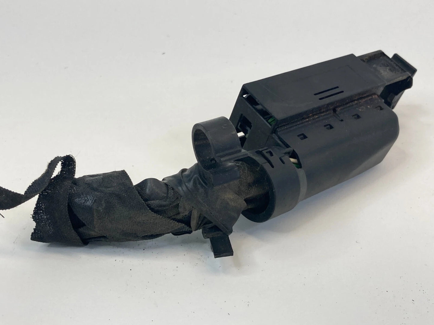2003 2004 2005 SAAB 9-3 2.0L ABS ANTI LOCK BRAKE PUMP PLUG CONNECTOR CABLE OEM