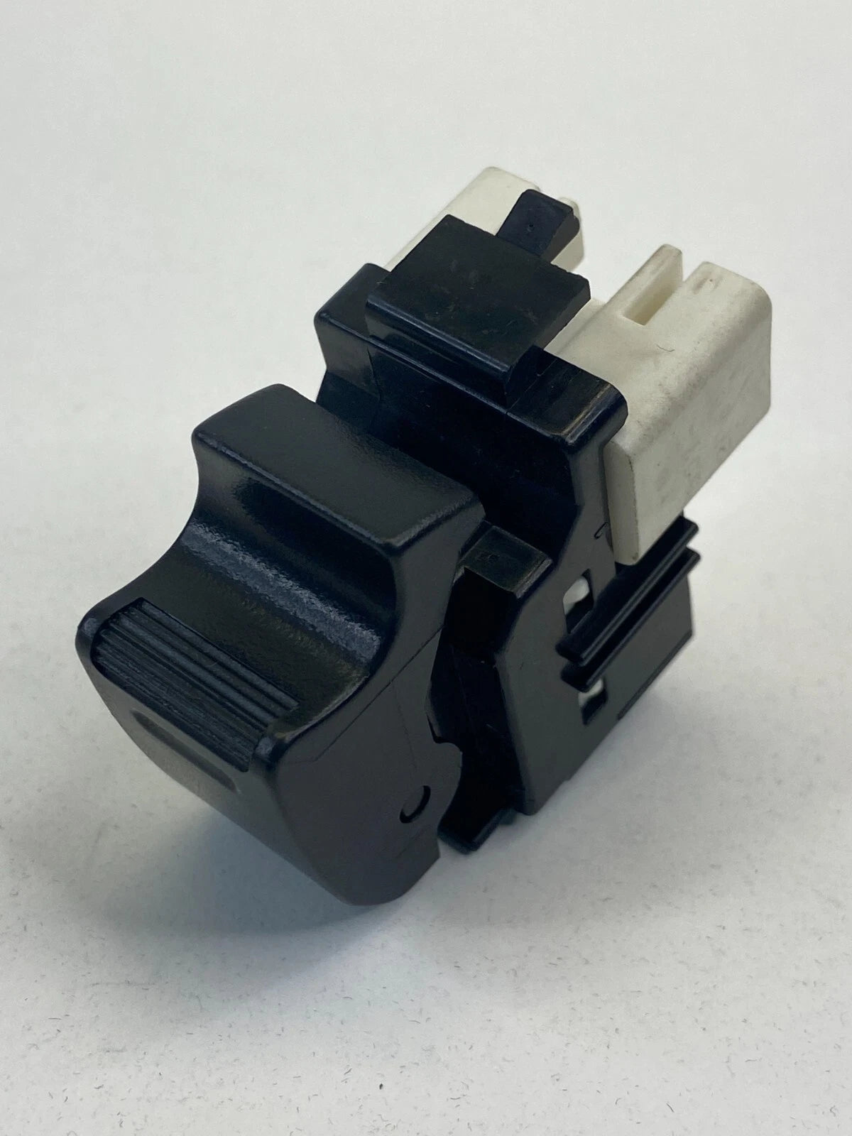 2004-2009 TOYOTA PRIUS REAR LEFT SIDE DOOR POWER WINDOW CONTROL SWITCH OEM