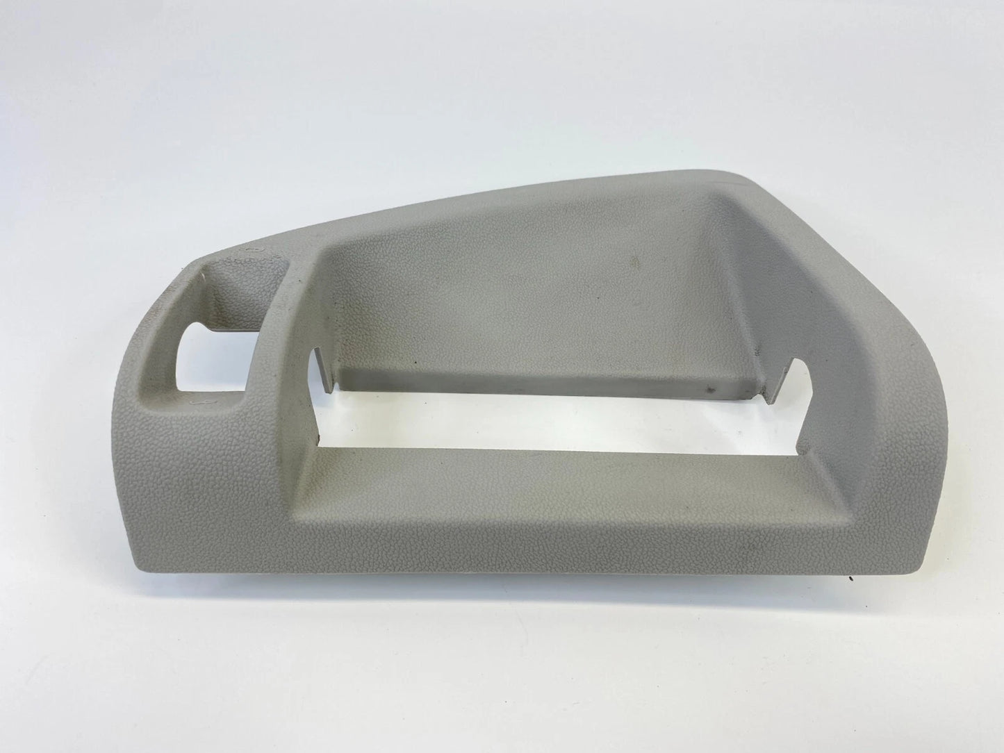 2009 2010 VW ROUTAN REAR RIGHT INNER DOOR SLIDING HANDLE COVER L0150348 OEM