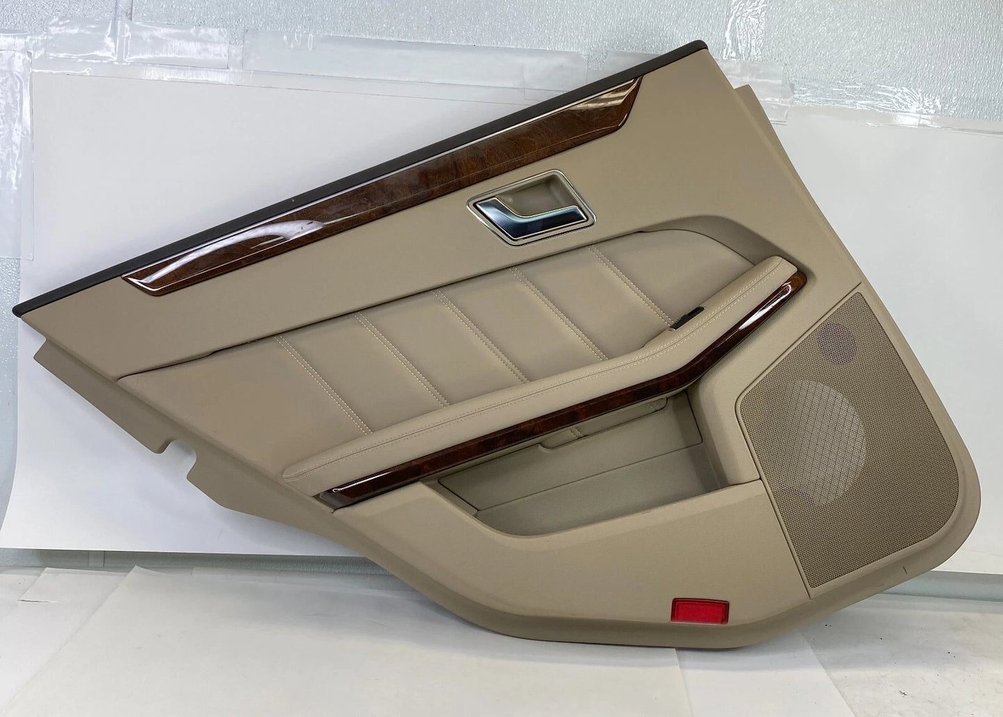 2006-2016 MERCEDES-BENZ E350 REAR LEFT SIDE INTERIOR DOOR PANEL W/ WINDOW SWITCH