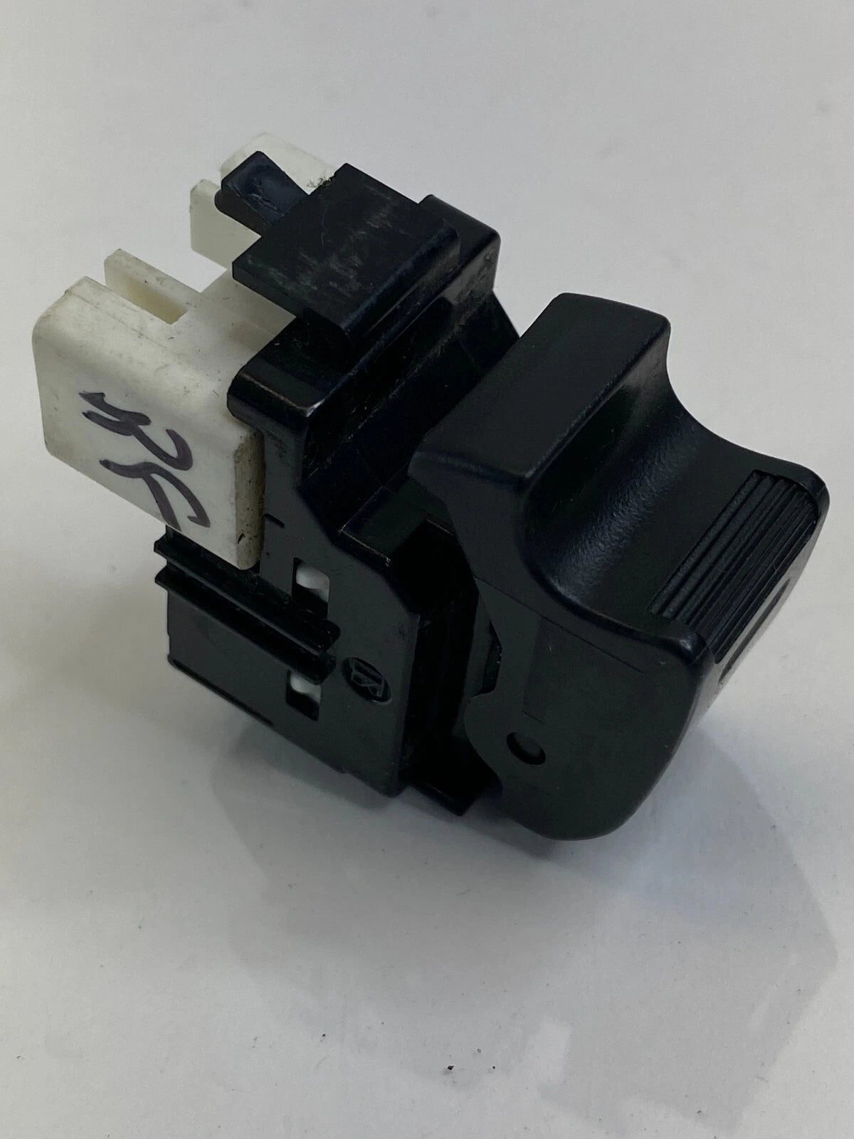 2004-2009 TOYOTA PRIUS FRONT RIGHT PASSENGER SIDE DOOR POWER WINDOW SWITCH