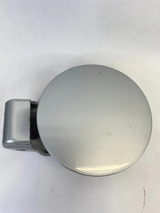 2006-2010 HYUNDAI ELANTRA SEDAN FUEL FILLER DOOR GAS COVER LID 69510-2H001 OEM