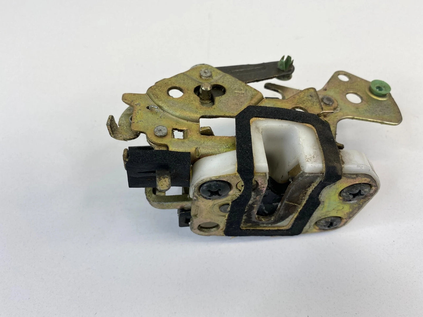 1997-2002 FORD ESCORT REAR PASSENGER SIDE DOOR LOCK LATCH ACTUATOR ASSEMBLY OEM