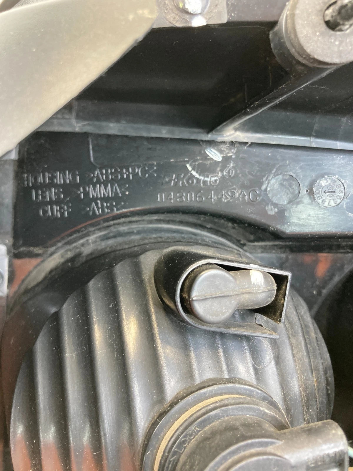 2009 2010 DODGE CHARGER REAR LEFT DRIVER TAILLIGHT TAIL LAMP HALOGEN